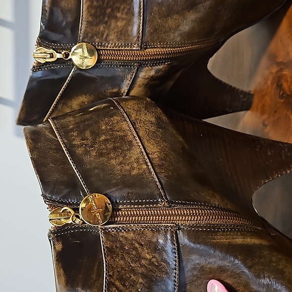 Vince Camuto booties sz 9.5 - Picture 6 of 6